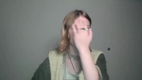 Snapshot of anisiaaa_lovesyou chatting on 11, 10, 2025 Anisia online show from 11, 10, 2025