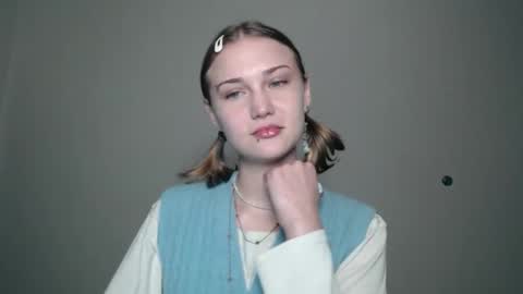 Snapshot of anisiaaa_lovesyou chatting on 26, 10, 2025 Anisia online show from 26, 10, 2025