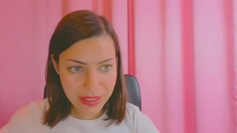 Anni online show from 7, 10, 2025