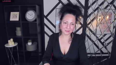 Anita online show from 7, 12, 2024