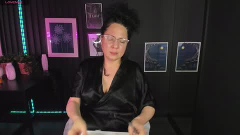 Anita online show from 5, 1, 2025