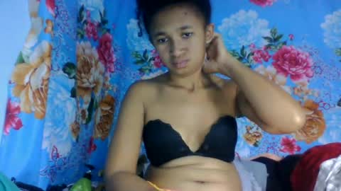 Snapshot of anitaazzh chatting on 19, 6, 2026 anitaazzh online show from 19, 6, 2026