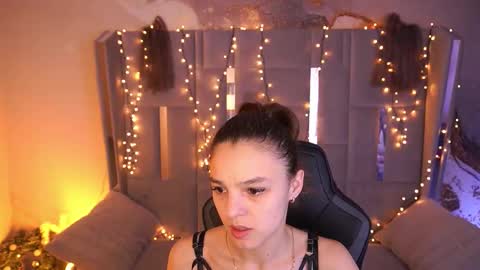 Snapshot of anitabambie chatting on 6, 3, 2026 Anita online show from 6, 3, 2026