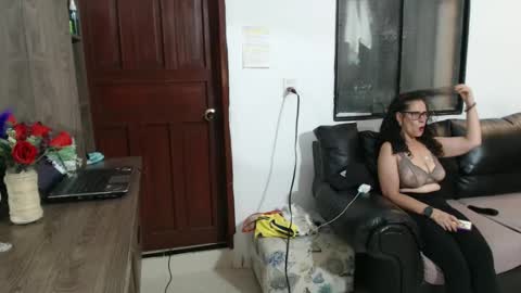 Snapshot of anitabig69 chatting on 7, 10, 2025 Anitabig69 online show from 7, 10, 2025