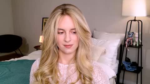 Anita online show from 10, 10, 2025