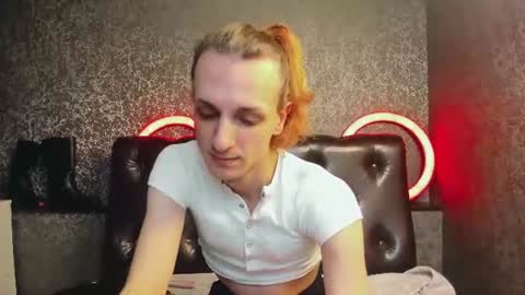 Angel online show from 25, 6, 2026