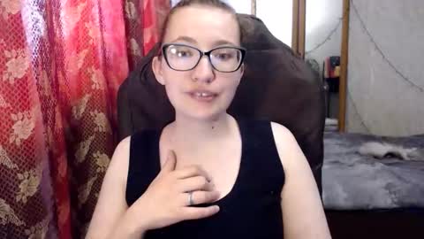 Snapshot of ankey_rayah chatting on 2, 6, 2026 Nameless online show from 2, 6, 2026