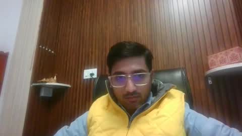 Slave looking for Mistress online show from 5, 2, 2026