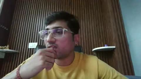 Snapshot of ankur1722 chatting on 28, 5, 2026 Slave looking for Mistress online show from 28, 5, 2026
