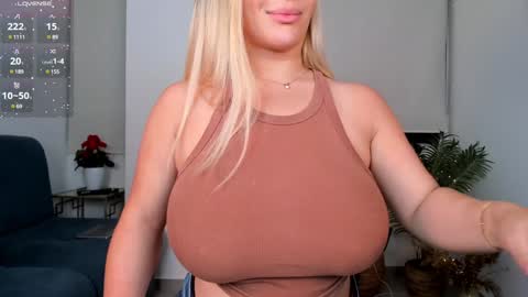 Snapshot of ann__w chatting on 9, 1, 2025 Ann online show from 9, 1, 2025
