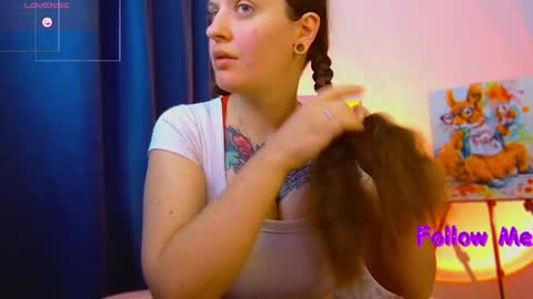 Snapshot of ann_mikele chatting on 25, 4, 2026 Ann online show from 25, 4, 2026