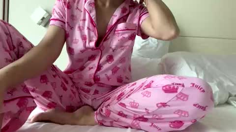 Snapshot of anna___25 chatting on 2, 4, 2026 Anna online show from 2, 4, 2026