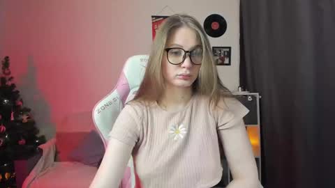 Snapshot of anna_belle3 chatting on 26, 12, 2024 AnnaThe next stream is tomorrow online show from 26, 12, 2024