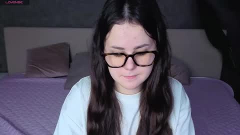 Snapshot of anna_berk chatting on 4, 10, 2025 Mia online show from 4, 10, 2025