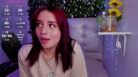 Snapshot of anna_blade_ chatting on 1, 12, 2025 ANNA online show from 1, 12, 2025