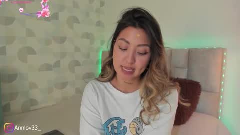 Ana Lucia online show from 18, 9, 2025