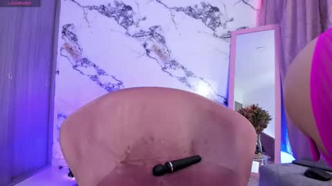 Snapshot of anna_ross_ chatting on 7, 11, 2025 Anna independent model online show from 7, 11, 2025