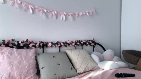 Anna online show from 1, 4, 2026