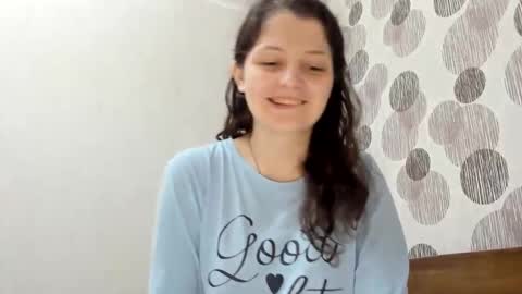 Snapshot of annaahcharm chatting on 5, 2, 2025 annaahcharm online show from 5, 2, 2025