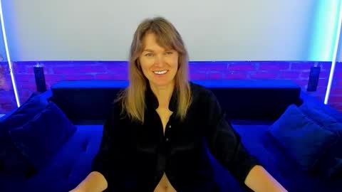 Annabel online show from 12, 10, 2025