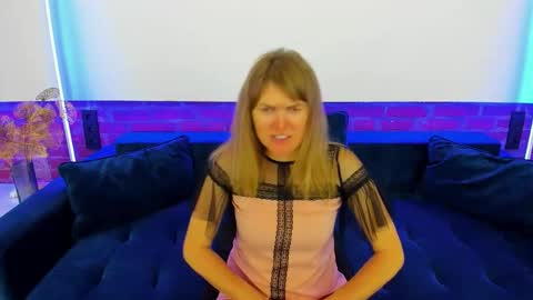 Snapshot of annabel_xxx chatting on 20, 11, 2025 Annabel online show from 20, 11, 2025