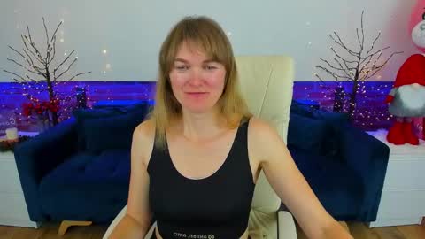 Snapshot of annabel_xxx chatting on 18, 12, 2025 Annabel online show from 18, 12, 2025