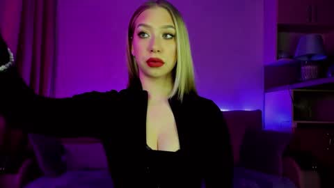 Snapshot of annabelle_art chatting on 16, 2, 2025 Annabelle online show from 16, 2, 2025