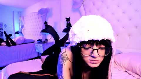 MIss Daniels online show from 3, 12, 2024