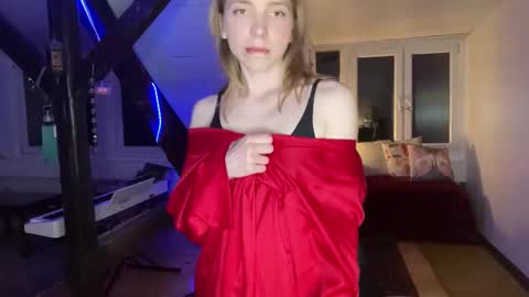 Anna Darko online show from 8, 5, 2026