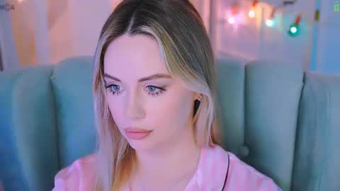 Snapshot of annadelvie chatting on 17, 2, 2026 annadelvie online show from 17, 2, 2026