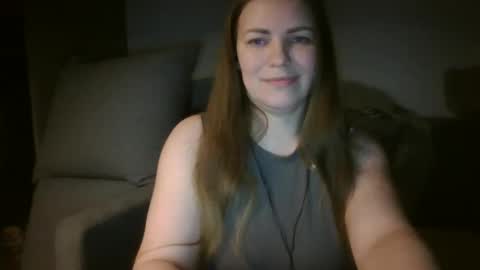 annadiamond1 online show from 6, 1, 2025