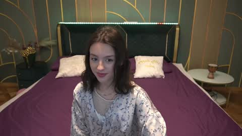 Anna online show from 3, 2, 2025