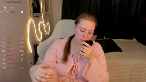 annagrees1 online show from 20, 2, 2026