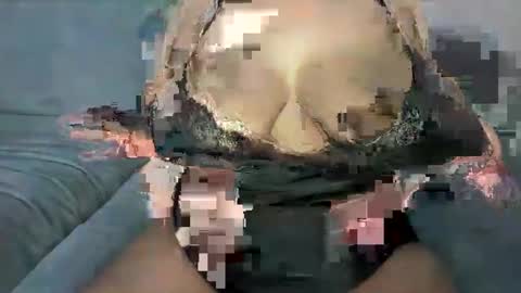 Snapshot of annaholly88 chatting on 17, 5, 2026 annaholly88 online show from 17, 5, 2026