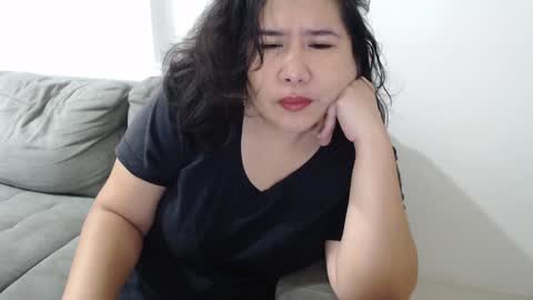 Anna online show from 2, 2, 2025