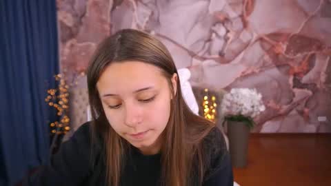Snapshot of annapearlll chatting on 10, 9, 2025 Anna online show from 10, 9, 2025
