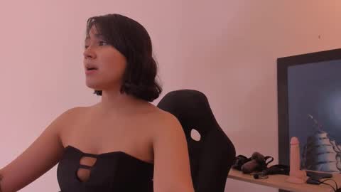 Snapshot of annaralein chatting on 3, 11, 2025 Annara Lein online show from 3, 11, 2025