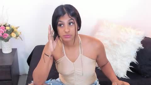 Snapshot of annarosse3 chatting on 27, 4, 2026 Anna Rosse online show from 27, 4, 2026