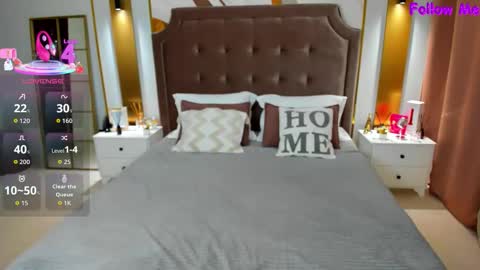 Snapshot of annasimonsj chatting on 6, 10, 2025 Anna online show from 6, 10, 2025