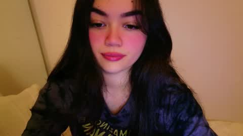 Snapshot of annatigarr chatting on 16, 11, 2025 meow online show from 16, 11, 2025