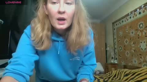 AnnaXLovers online show from 20, 10, 2025