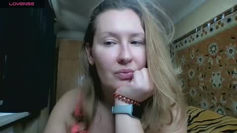 AnnaXLovers online show from 27, 10, 2025