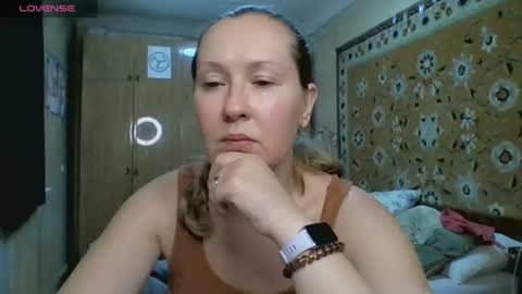 Snapshot of annaxlovers chatting on 8, 7, 2026 AnnaXLovers online show from 8, 7, 2026