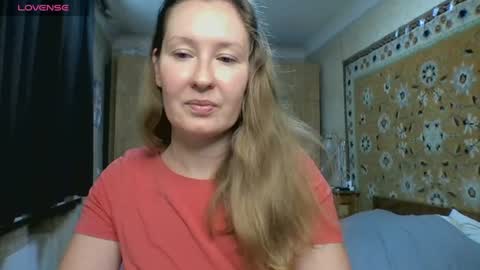 Snapshot of annaxlovers chatting on 10, 7, 2026 AnnaXLovers online show from 10, 7, 2026