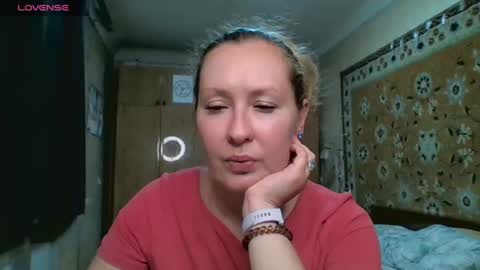 Snapshot of annaxlovers chatting on 23, 7, 2026 AnnaXLovers online show from 23, 7, 2026