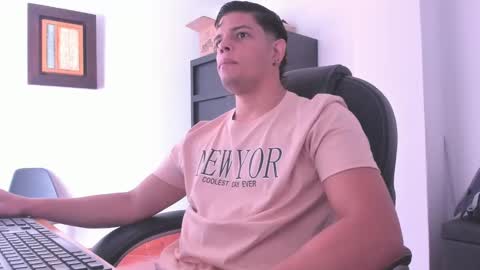 Anndy Hardy online show from 6, 1, 2025