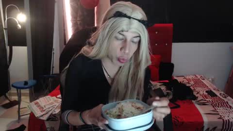 Snapshot of anne_castle86 chatting on 11, 10, 2025 Anne online show from 11, 10, 2025