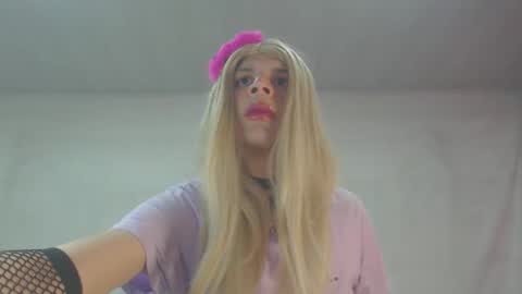 Snapshot of anne_castle86 chatting on 29, 10, 2025 Anne online show from 29, 10, 2025