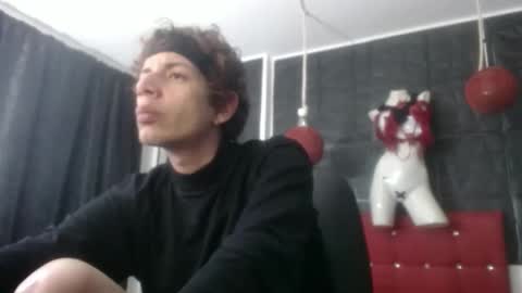 Snapshot of anne_castle86 chatting on 6, 11, 2025 Anne online show from 6, 11, 2025