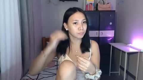 anne_chanelx online show from 11, 5, 2026